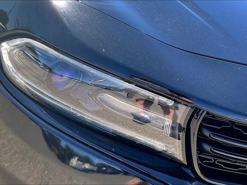 Used 2017 Dodge Charger SE w/ Blacktop Package RWD image 27