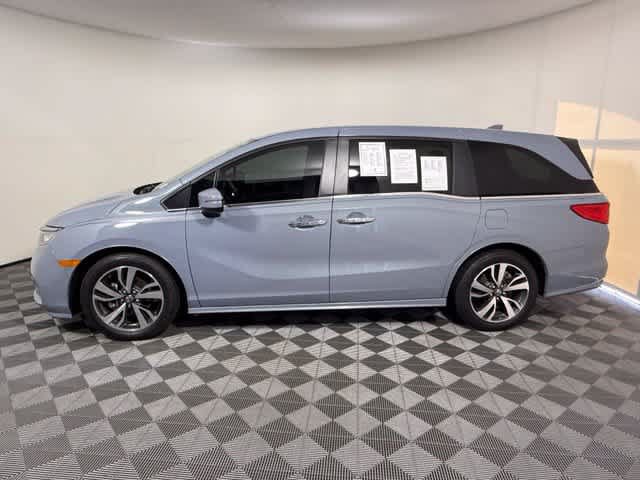 Used 2024 Honda Odyssey Touring image 3
