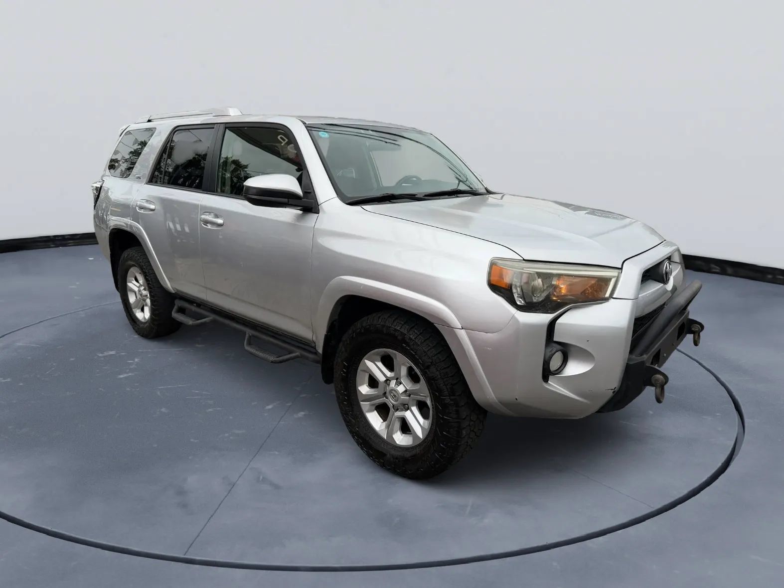 Used 2014 Toyota 4Runner SR5 AWD/4WD image 6