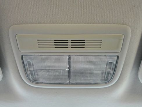 Used 2018 Honda HR-V LX image 45