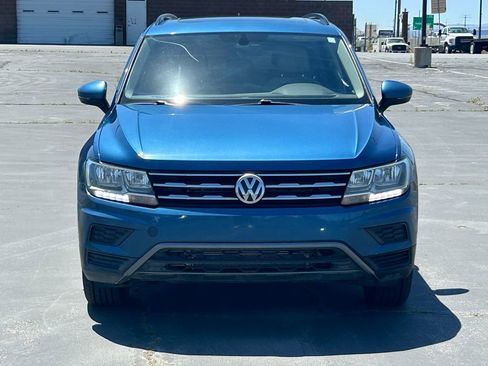Used 2019 Volkswagen Tiguan SE w/ Panoramic Sunroof Package AWD/4WD image 10