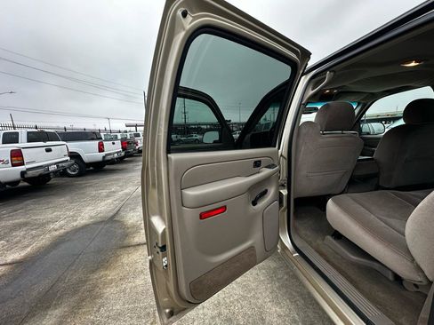Used 2005 GMC Sierra 1500 SLE w/ Off-Road Package image 26