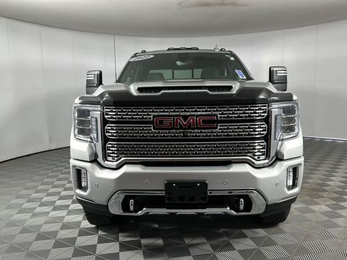 Used 2022 GMC Sierra 3500 Denali w/ Denali Ultimate Package AWD/4WD image 2