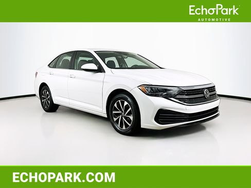 Used 2024 Volkswagen Jetta S image 1