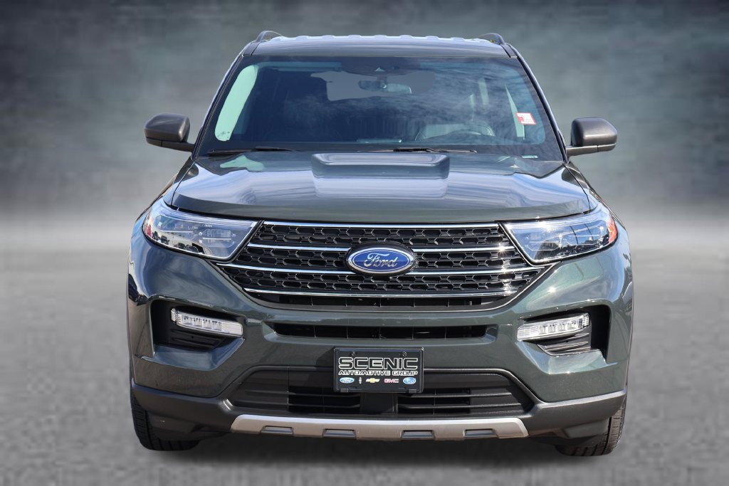 Used 2023 Ford Explorer XLT w/ Equipment Group 202A AWD/4WD image 28