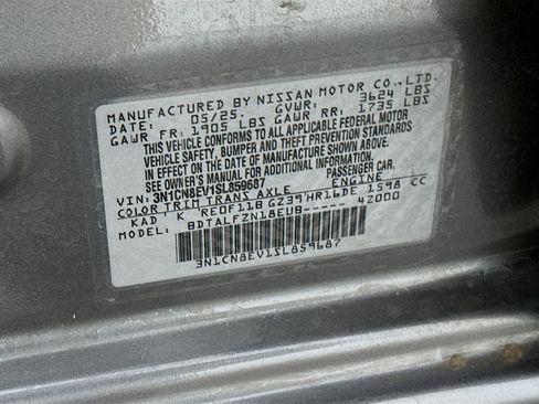 Used 2025 Nissan Versa SV FWD image 12