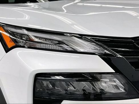 New 2026 Nissan Rogue Dark Armor AWD/4WD image 15