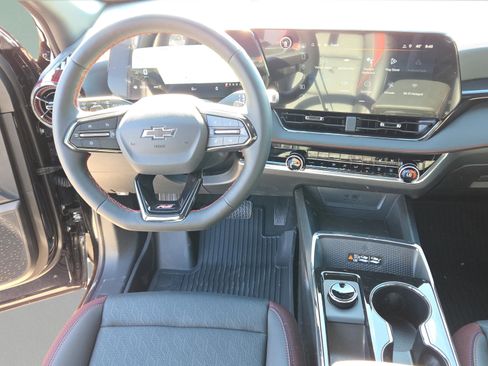 New 2026 Chevrolet Equinox RS w/ Convenience Package III image 13