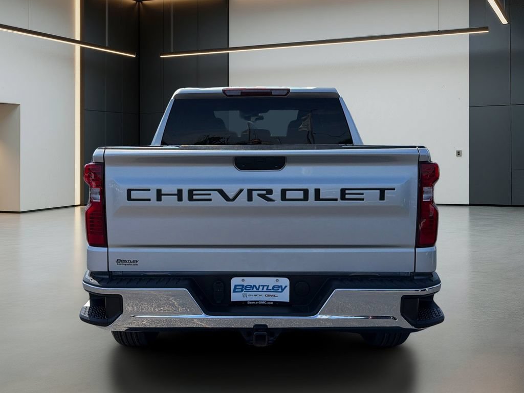 Certified 2021 Chevrolet Silverado 1500 LT AWD/4WD image 5