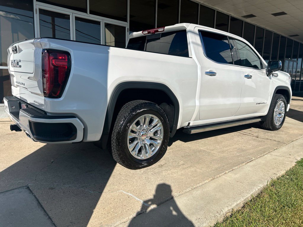 Used 2024 GMC Sierra 1500 Denali w/ Technology Package AWD/4WD image 7