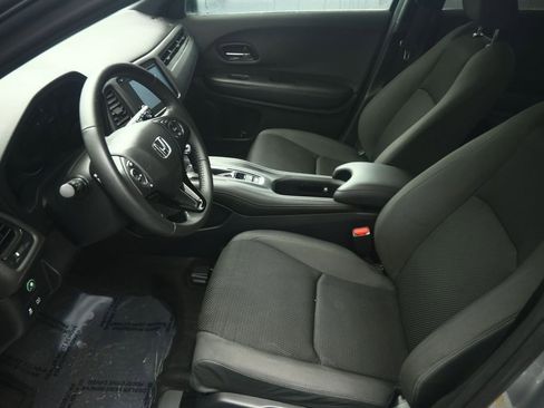 Used 2022 Honda HR-V Sport image 36