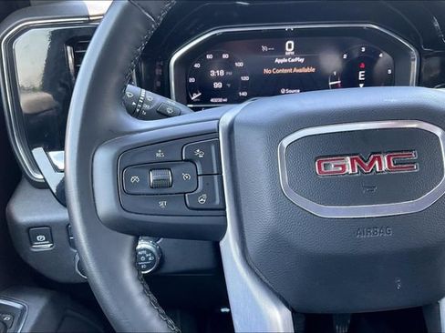 Used 2025 GMC Sierra 1500 SLT AWD/4WD image 12