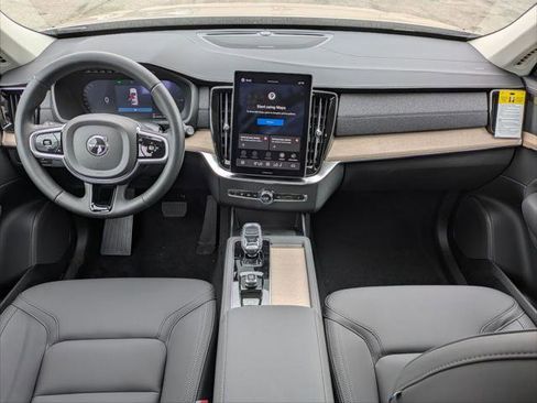 New 2026 Volvo XC90 T8 Plus w/ Protection Package AWD/4WD image 11