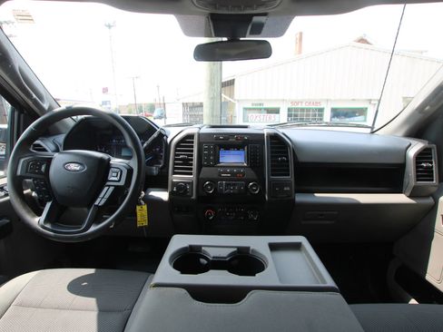 Used 2022 Ford F250 XL w/ Power Equipment Group AWD/4WD image 12