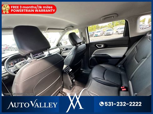 Used 2022 Jeep Compass Limited image 29