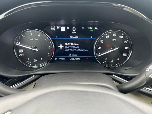 Used 2022 Buick Envision Avenir w/ Technology Package II image 28