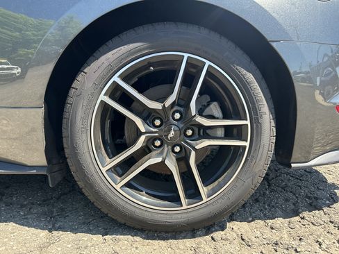 Used 2020 Ford Mustang Premium RWD image 23
