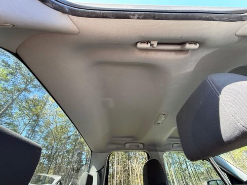 Used 2018 Chevrolet Silverado 1500 LT image 27