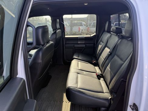 Used 2018 Ford F150 XLT w/ Equipment Group 302A Luxury image 12