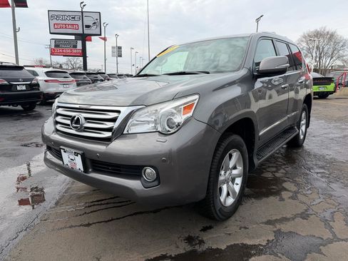 Used 2011 Lexus GX 460 Premium image 3