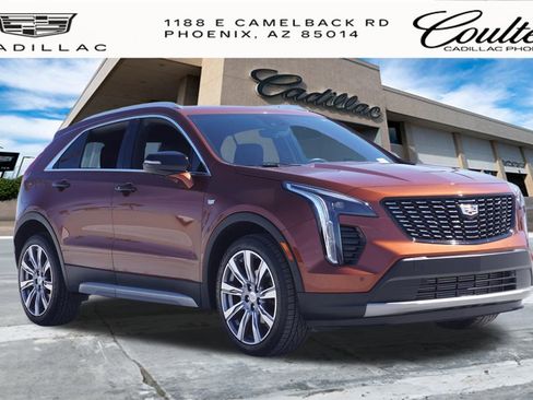 Used 2019 Cadillac XT4 Premium Luxury w/ Enhanced Visibility Package image 4