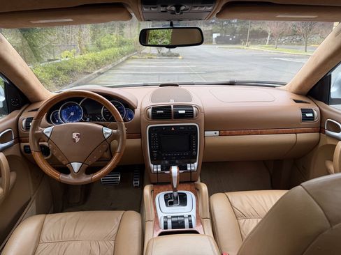 Used 2006 Porsche Cayenne Turbo S AWD/4WD image 14