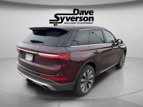 Used 2020 Lincoln Corsair Reserve image 4