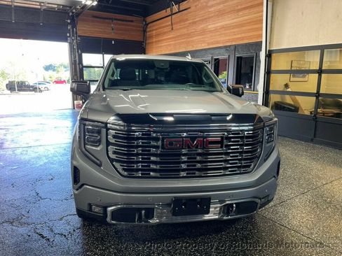 Used 2024 GMC Sierra 1500 Denali AWD/4WD image 2