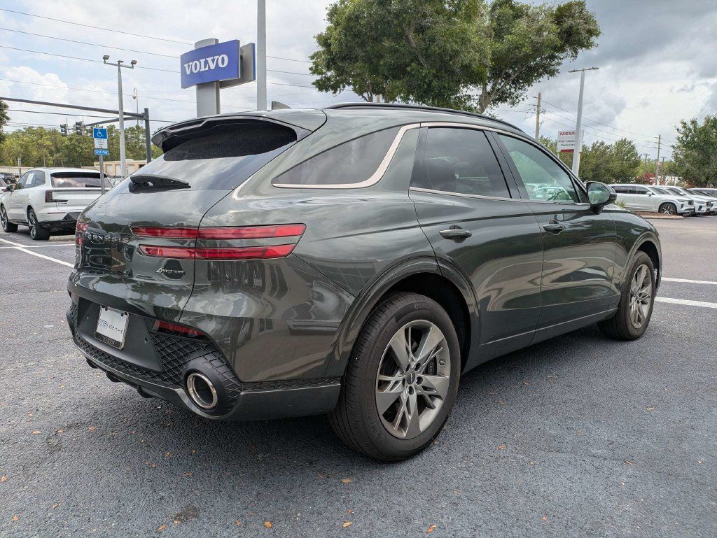 Used 2025 Genesis GV70 3.5T Sport AWD/4WD image 6