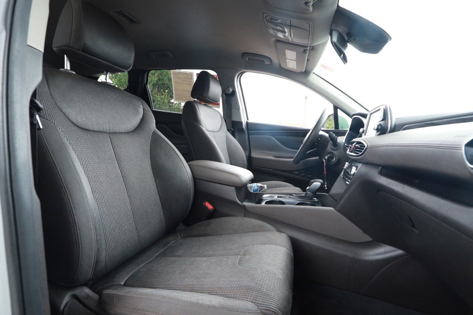 Used 2020 Hyundai Santa Fe SE FWD image 28