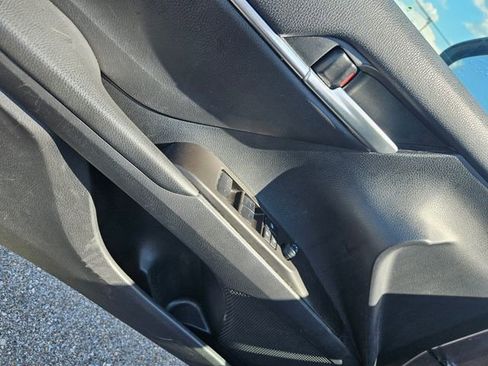 Used 2024 Toyota Camry SE FWD image 11
