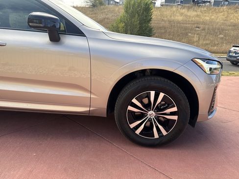 Used 2025 Volvo XC60 B5 Core image 30