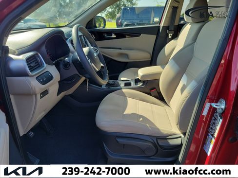 Used 2020 Kia Sorento LX FWD image 21