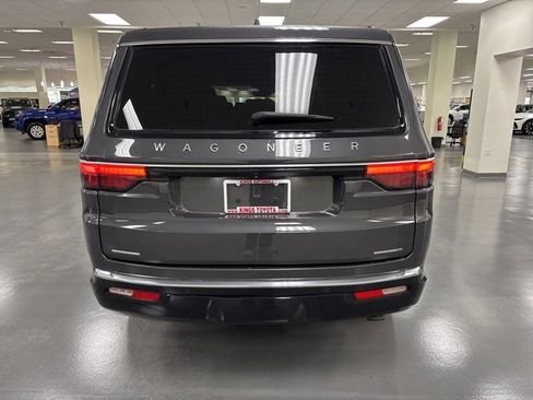 Used 2022 Jeep Wagoneer Series II image 6
