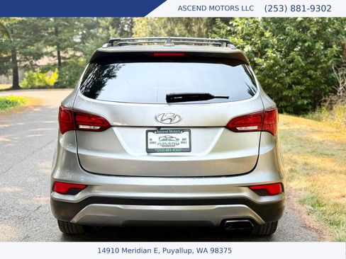 Used 2017 Hyundai Santa Fe Sport AWD/4WD image 4