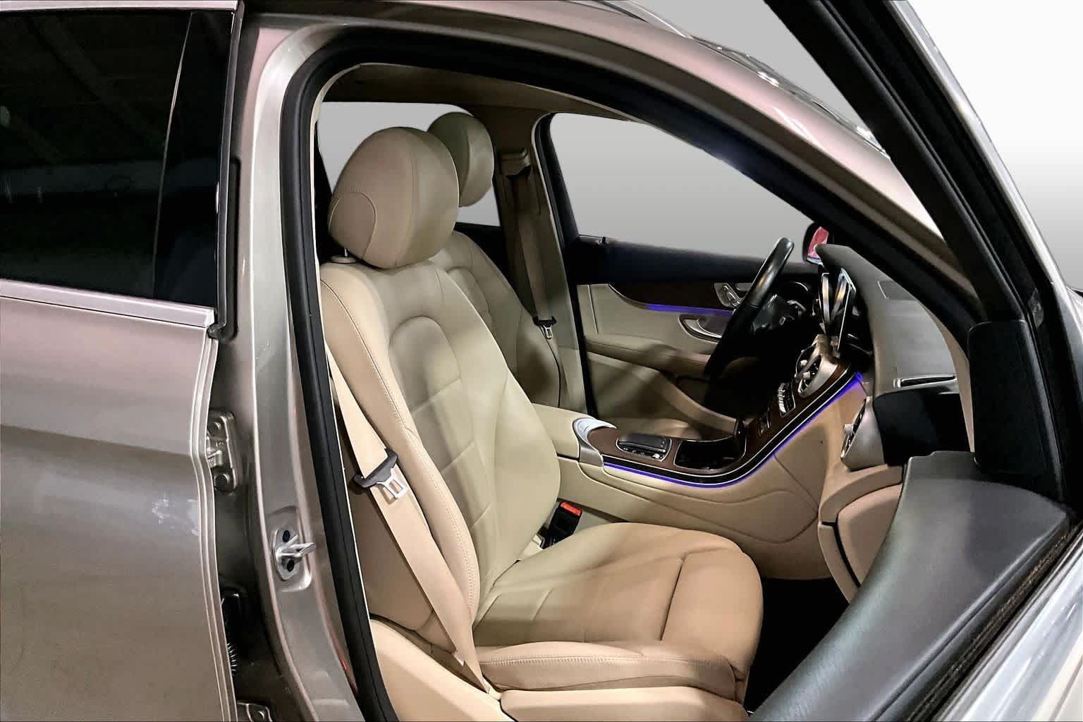Certified 2022 Mercedes-Benz GLC 300 4MATIC image 8