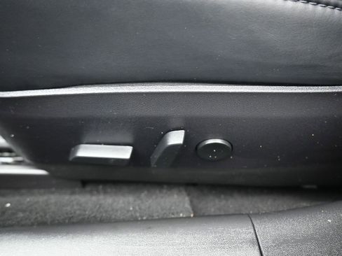 Used 2018 Tesla Model 3 Long Range image 12