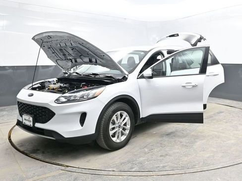 Used 2021 Ford Escape SE image 41