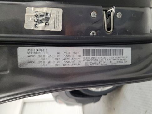 Used 2019 Jeep Cherokee Latitude Plus image 33