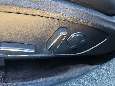 Used 2017 Lincoln MKZ Reserve image 14