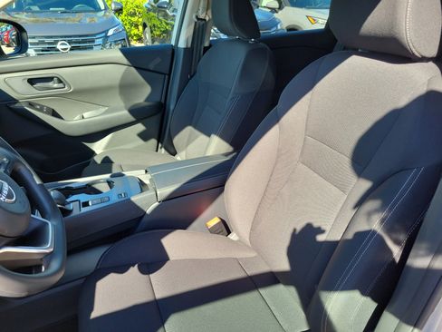 Certified 2024 Nissan Rogue S image 20