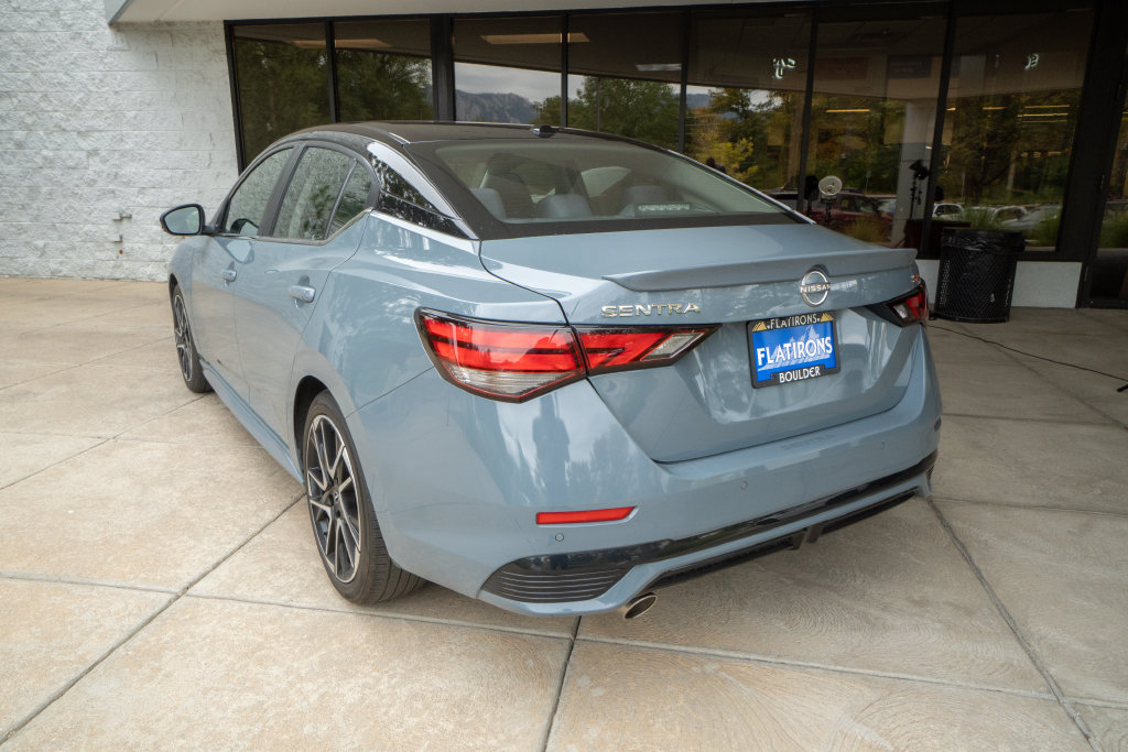Used 2024 Nissan Sentra SR FWD image 5