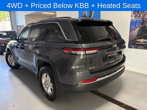Used 2023 Jeep Grand Cherokee Laredo AWD/4WD image 7