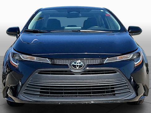 Used 2024 Toyota Corolla LE FWD image 4