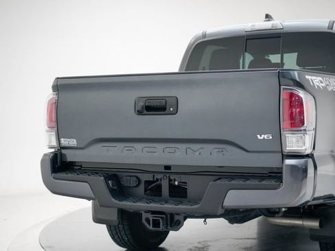 Used 2021 Toyota Tacoma TRD Sport AWD/4WD image 12