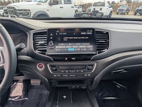 Used 2025 Honda Ridgeline TrailSport image 19