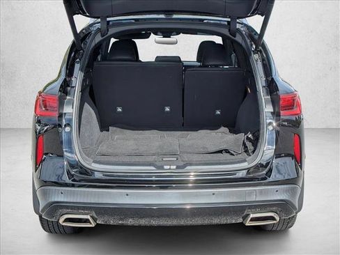 Used 2022 INFINITI QX50 Luxe w/ Appearance Package image 7