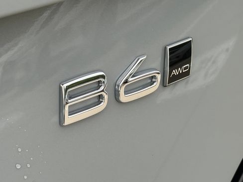 New 2026 Volvo XC90 B6 Ultra w/ Lounge Package image 9