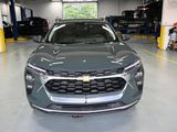 New 2025 Chevrolet Trax LT w/ LT Convenience Package image 2