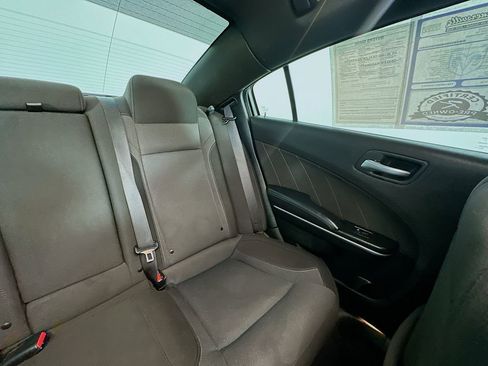 Used 2022 Dodge Charger SXT RWD image 14